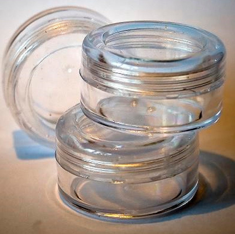 Empty jar with a screwable cap, 30 mm