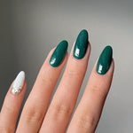 BIS Pure Nails gel polish 7.5 ml, E26 GUCCI Green